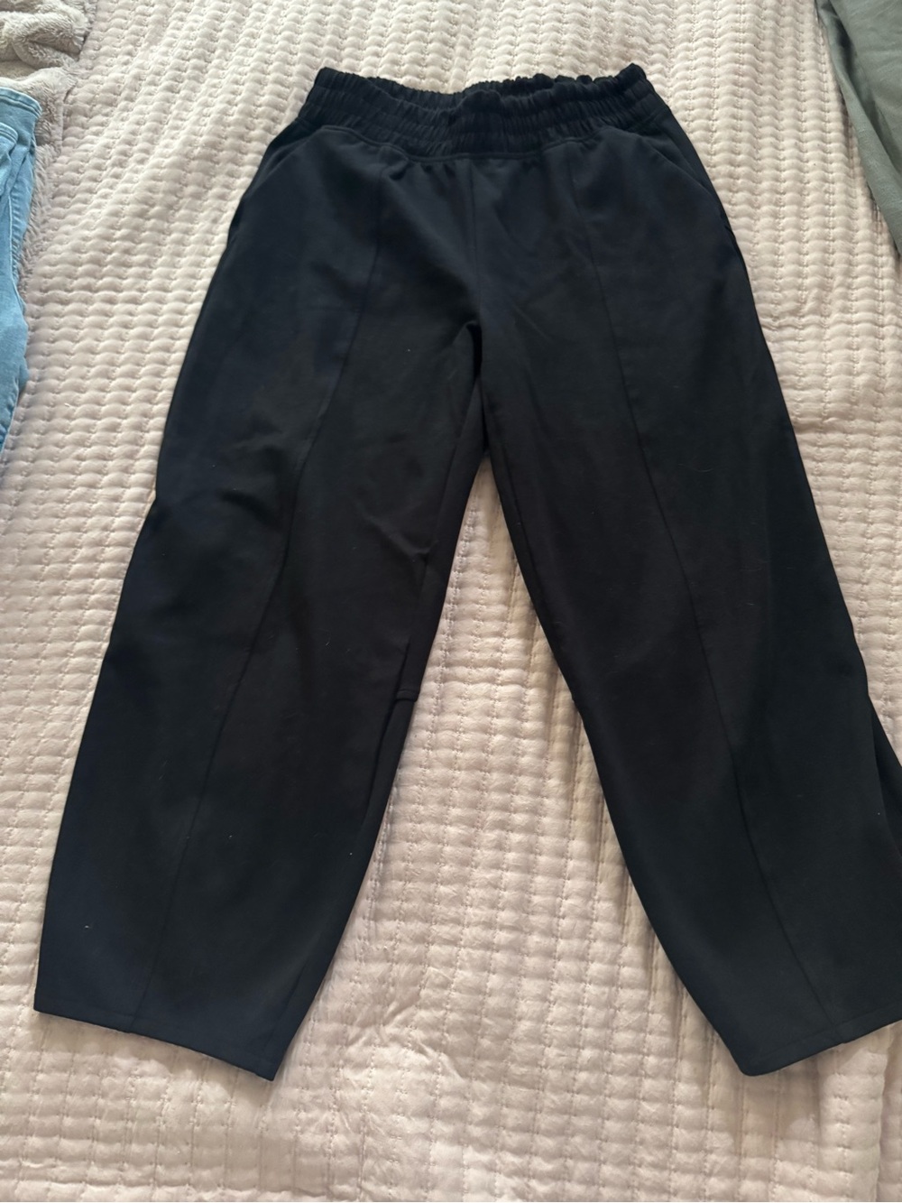 Old Navy Men's Black Elastic-Waist Jogger Pants